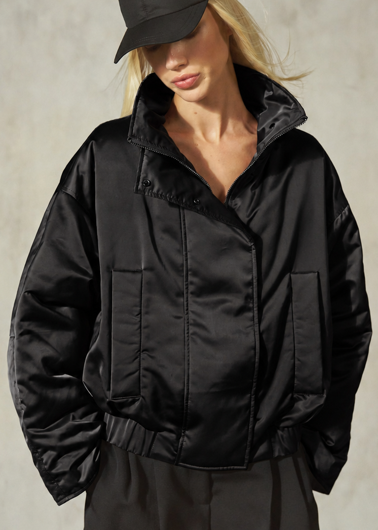 CROPPED SATEEN BOMBER - Noir