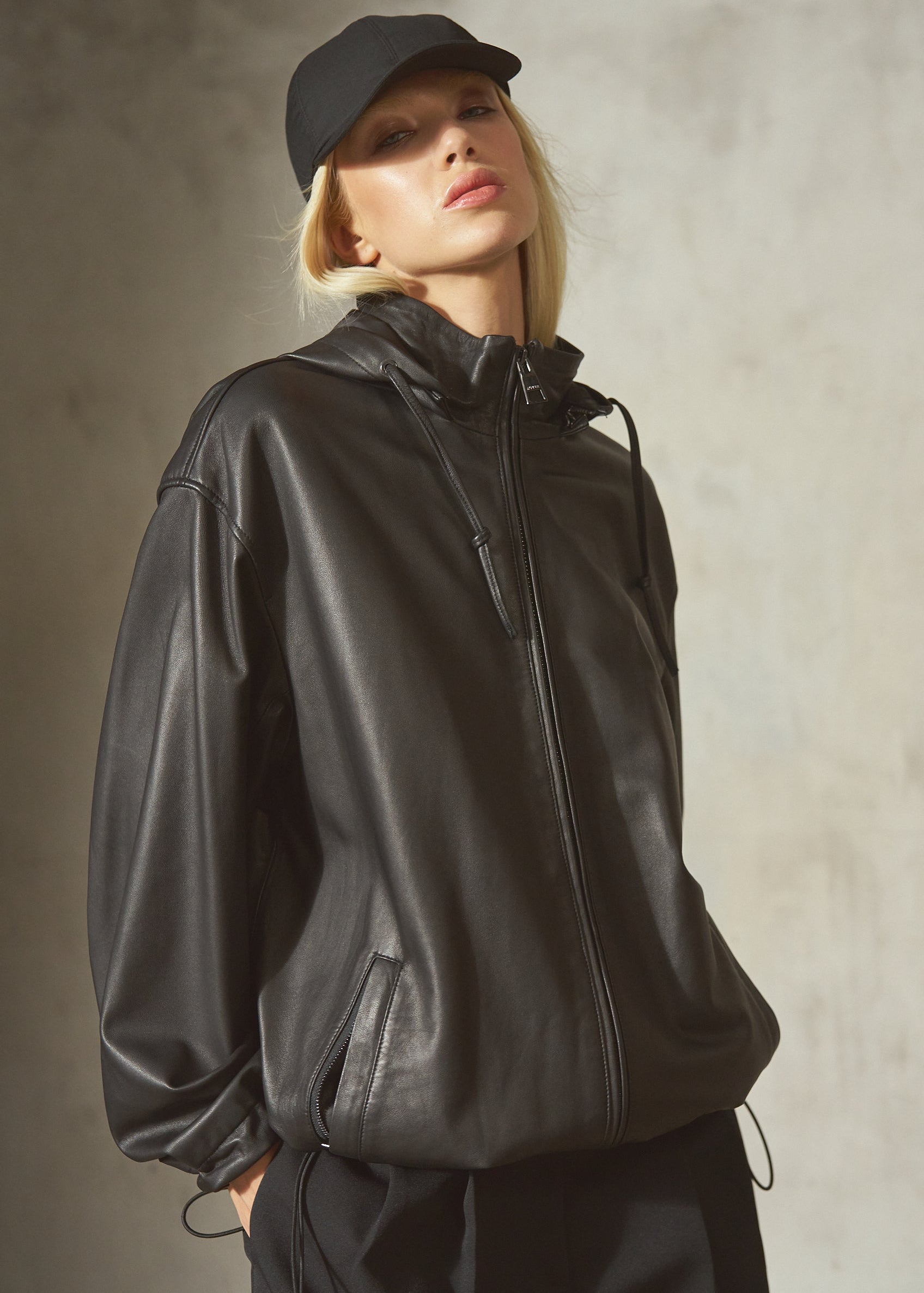 HOODED LEATHER WINDBREAKER -  Noir