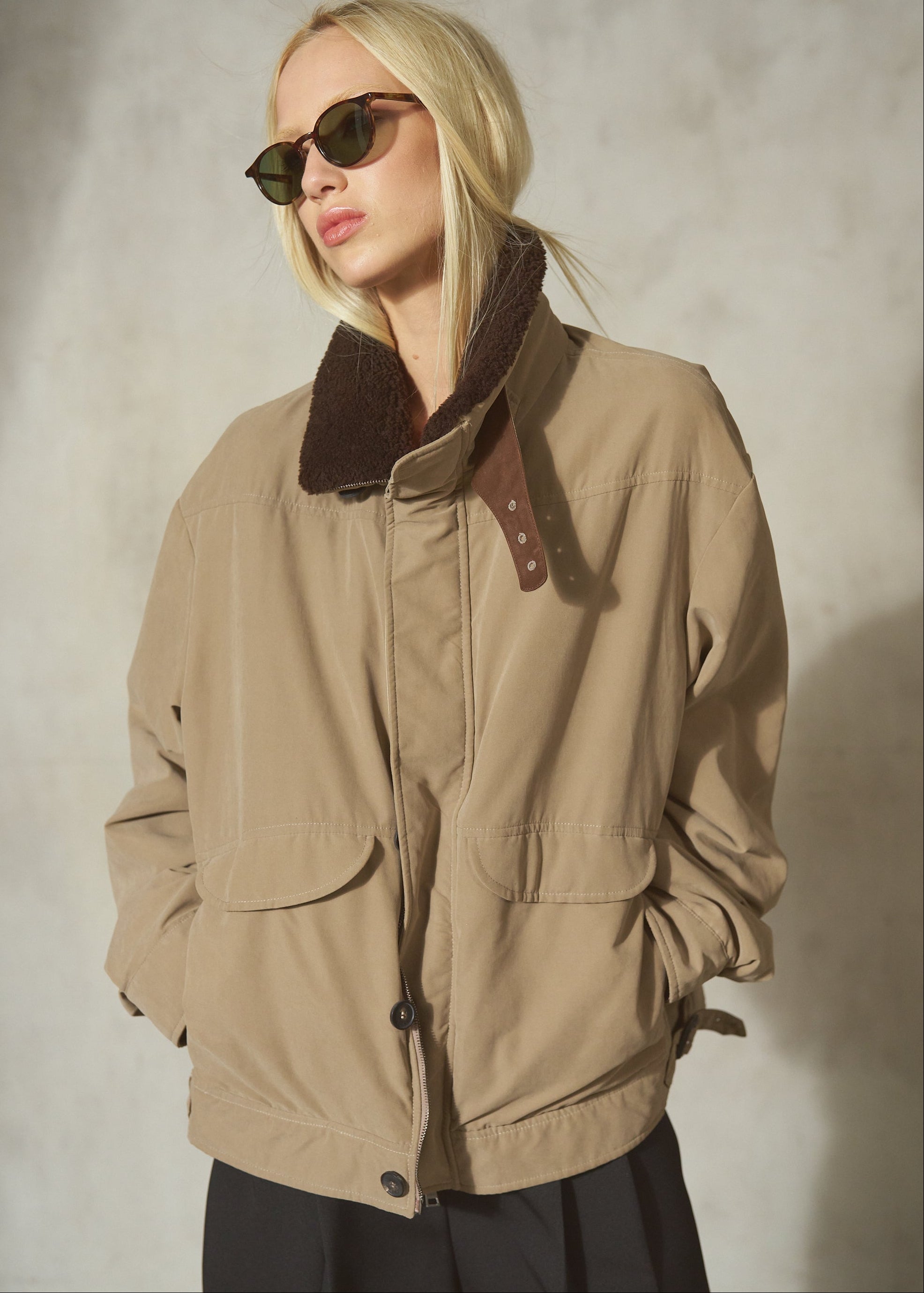 SHEARLING COLLAR BRUSHED JACKET - Sand