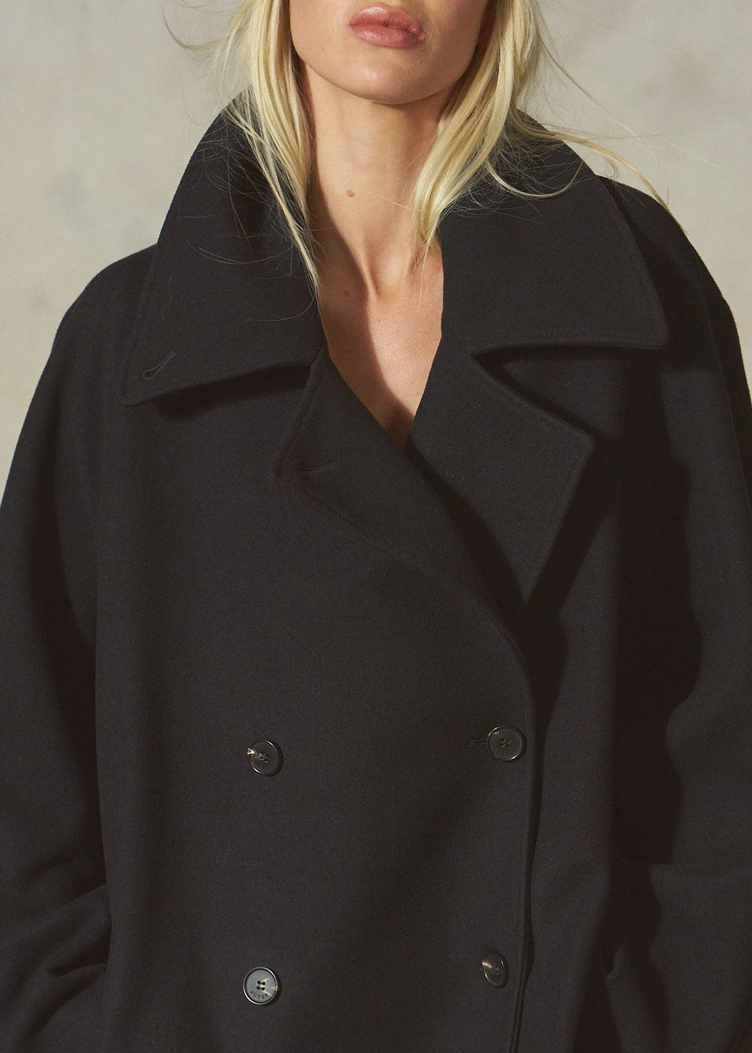 ITALIAN WOOL PEACOAT – Noir