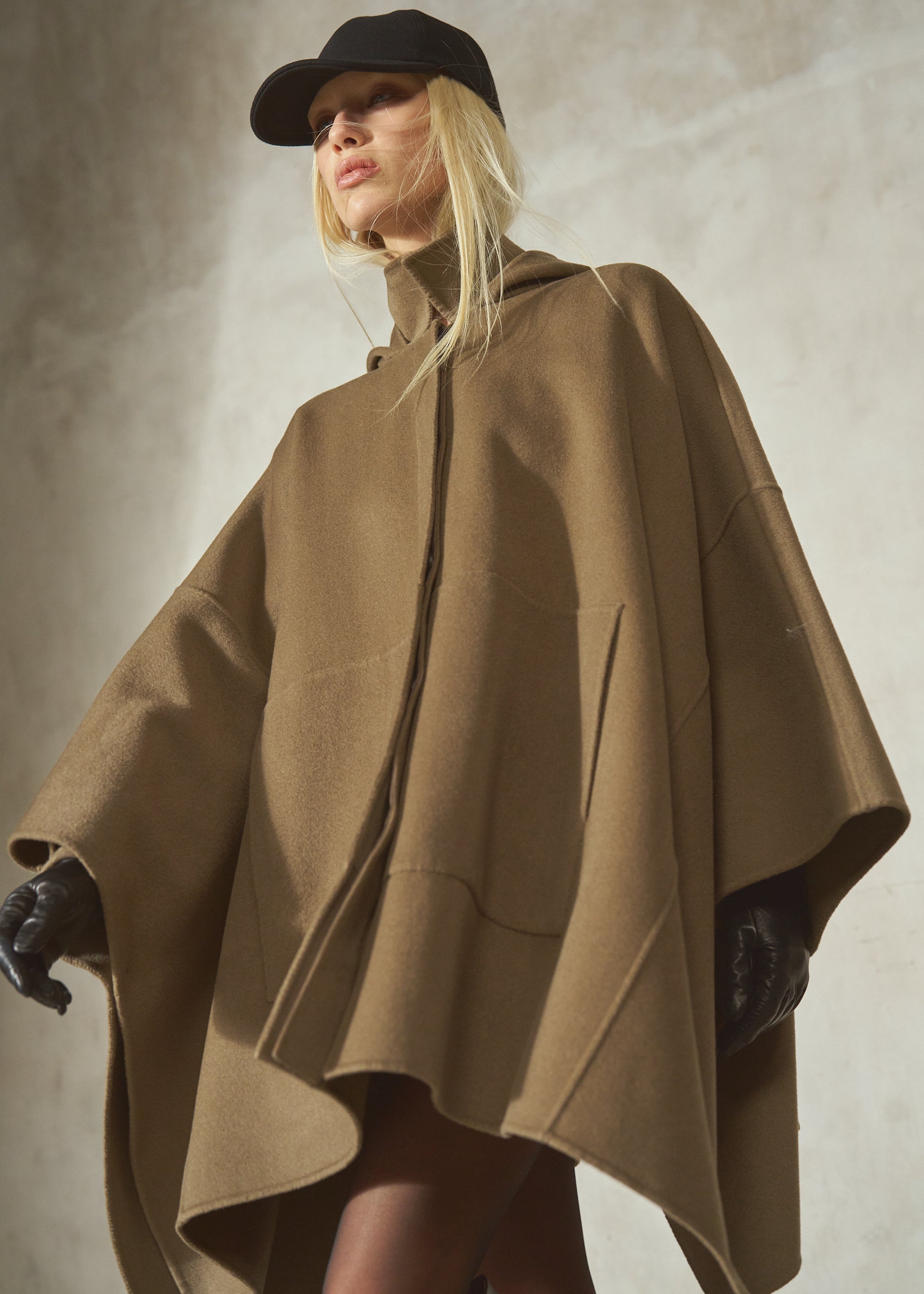 CASHMERE WOOL PONCHO - Latte