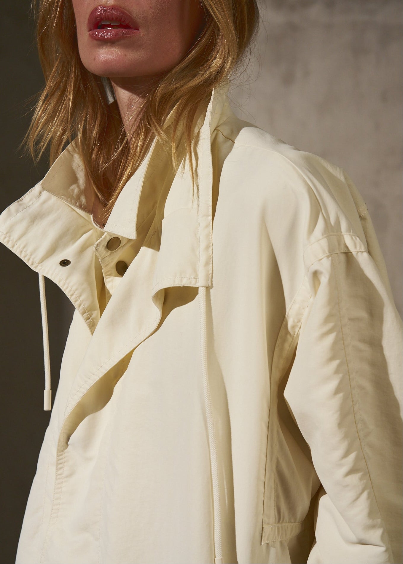 DOUBLE FRONT BOMBER - Cream