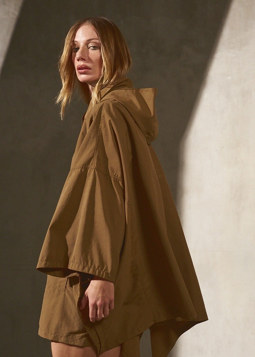 PAPERWEIGHT PONCHO - Latte