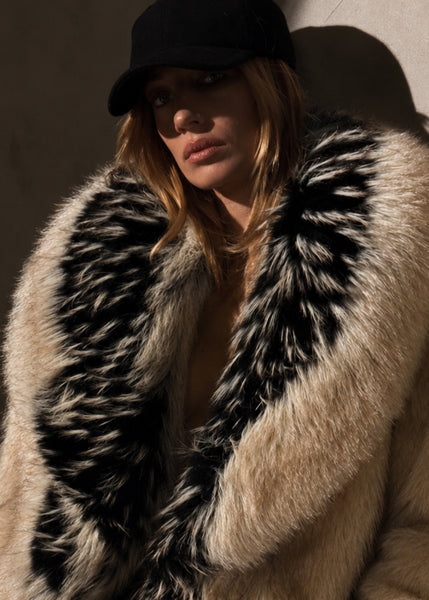The Fox Jacket in Sand Noir | AUTER – Auter