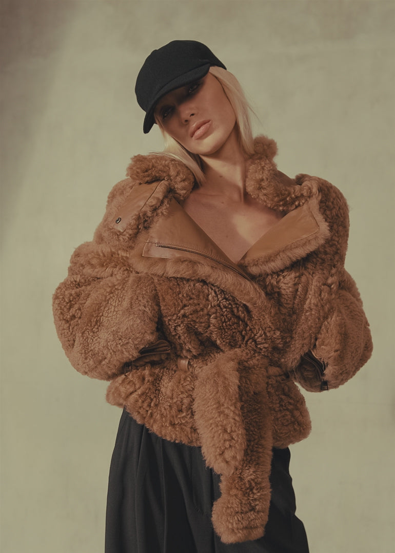 SHEARLING BELTED MOTO JACKET - Natural